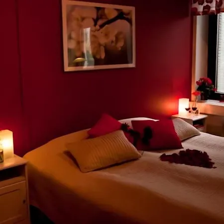 Tunneli Hotel 3*